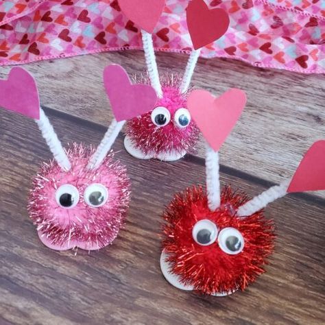 Pom Pom Love Monsters Butterfly Treats, Mop Gnomes, Love Monsters, Bingo Bag, Crafty Morning, Bunny Craft, Turtle Crafts, Mermaid Cupcakes, Valentine Craft