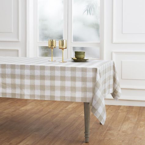 PRICES MAY VARY. 100% Pure European Flax Linen Tablecloth - Buffalo Check | Handcrafted By Skilled Artisans Size - 60 x 90 Inch; Color - Natural and White Check Tablecloth | (Sizes are standard but they may vary slightly due to care taken to provide a seamless look and invisible stitching) Easy Care - Machine Washable, Low Iron as Needed, Steam Iron for a crisp look. The beauty of each pure linen piece is the natural fibers and classic aesthetic that mellows with each washing, betters with age a Black And White Tablecloth, Buffalo Check Tablecloth, Black Tablecloth, Plaid Tablecloth, Dinner Table Setting, Rustic Dining Room, Tablecloth Sizes, Rectangle Tablecloth, White Table Cloth