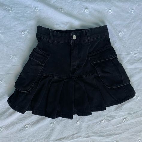 New With Tags. Two Side Pockets. Color: Black Wash But It Is More Dark, Not That Faded. Size: Xs Pet Friendly, Smoke Free Home. Will Accept Reasonable Offers. All Items Must Go!! So Please Like, Share, Or Buy! Thank You. Plaid Pencil Skirt, Black Denim Skirt, Denim Pencil Skirt, Golf Skirts, Floral Midi Skirt, Cargo Skirt, Faux Leather Skirt, Really Cute Outfits, Stripe Skirt