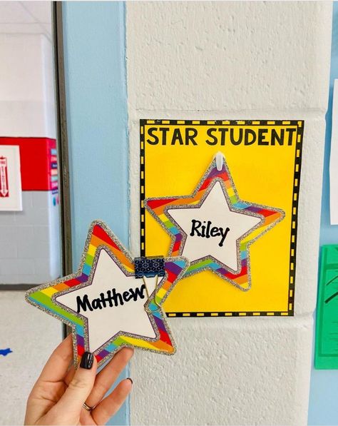 Line Leader Chart, Star Student Board, Star Student Poster, Star Themed Classroom, Teaching Hacks, Student Posters, Star Student, Student Board, Student Of The Week