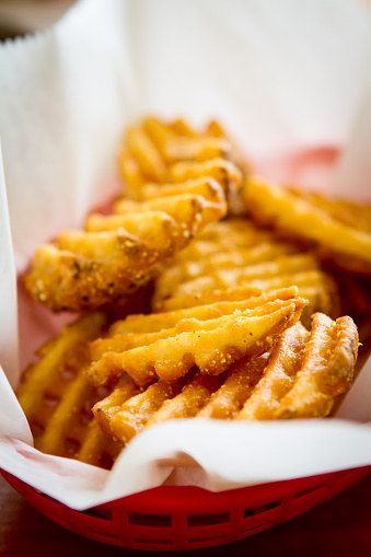 I got The Mature One! What Does Your Taste In French Fries Say About You? Waffle Fries Recipe, Copy Cat Recipe, Frozen French Fries, Waffle Fries, Mint Sauce, Fries Recipe, Copycat Restaurant Recipes, Cat Recipes, Chick Fil A