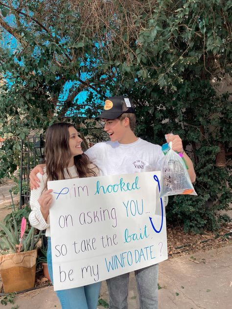 Fish Homecoming Proposal, Hoco Funny Proposals Ideas, Crazy Hoco Proposals, Western Prom Posals, Poster Hoco Ideas, Cute Winfo Proposals, Valentines Dance Poster Ideas, Hoco Proposals Country, Winter Formal Sign Ideas