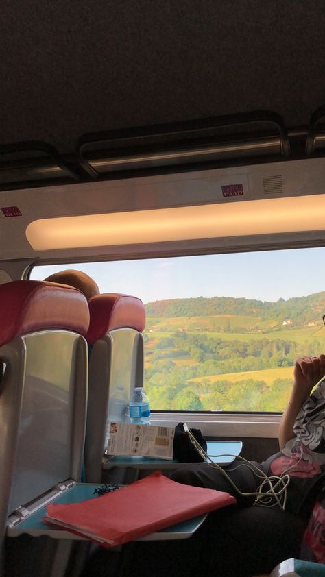 French Train Aesthetic, Traveling With Train, Travel Backpacking Aesthetic, Europe Trip Vision Board, Train In Europe Aesthetic, Eurail Aesthetic, Trip To Europe Aesthetic, Traveling Abroad Aesthetic, Backpacking Around Europe Aesthetic