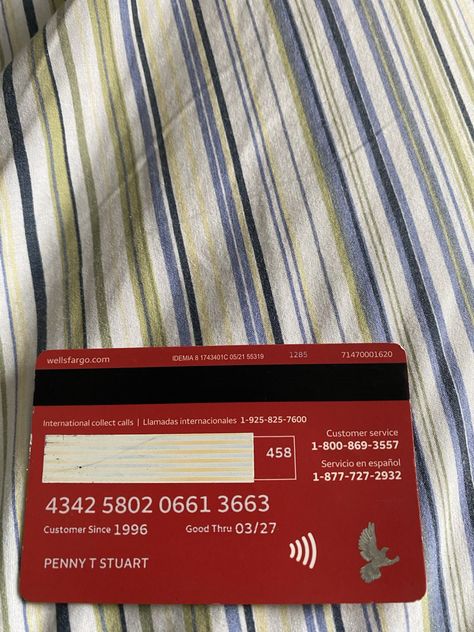 Wells Fargo Debit Card, Bank Of America Card, Fake Credit Card, Credit Card Infographic, Credit Card Pictures, Credit Card Tracker, Oil Rig Jobs, Fridge Photos, Visa Card Numbers