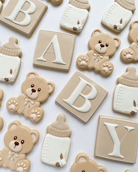 Baby shower
Teddy bear cookies
Teddy bear 
Baby shower cookies
Gender neutral cookies Teddy Bear Baby Shower Cookies, Bear Baby Shower Cookies, Baby Shower Cookies Neutral, Baby Shower Oso, Teddy Bear Baby Shower Theme, Baby Shower Themes Neutral, Gateau Baby Shower, Teddy Bear Cookies, Bear Baby Shower Theme