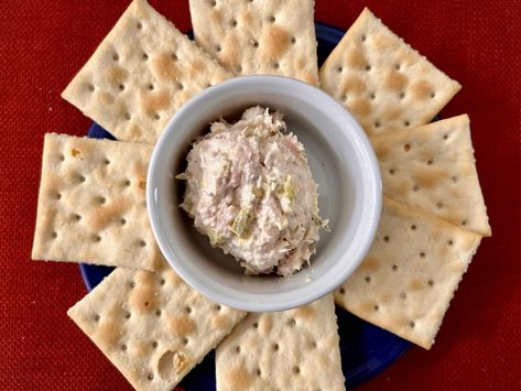 Florida Smoked Fish Dip, Smoked Fish Dip Recipe Florida, Fish Spread Recipe, Smoked Fish Spread, Fish Dip Recipe, Smoked Fish Recipe, Fish Dip, Smoked Fish Dip, Smoked Salmon Spread