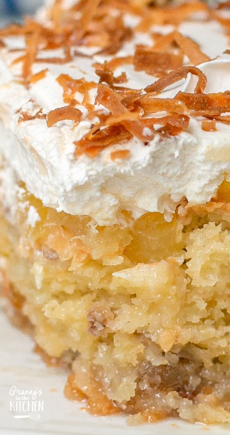 Tropical Poke Cake, Coconut Pineapple Poke Cake, Piña Colada Cake Recipe, Pins Colada Cake, Hawaiian Poke Cake, Pina Colada Cake Recipe Easy, Pina Colada Pound Cake Recipe, Pina Colada Poke Cake Recipe, Yum Yum Cake