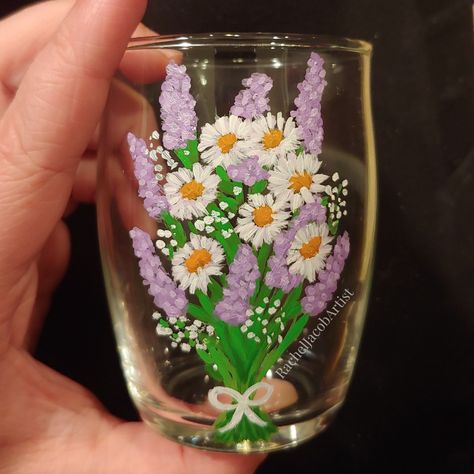 Lavender Glassware, Lavender Flowers Bouquet, Flowers Bouquet Painting, Glassware Painting, Lavender Paint, Bouquet Painting, Paint Inspo, Painting On Glass, Painting Glass