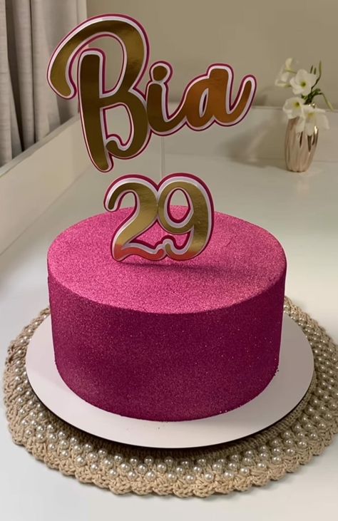 Bolo Rosa Pink Com Glitter, Cumpleaños Aesthetic, Glitter Tumblr, Pink Cake, Glitter, Cake, Birthday, Pink, Quick Saves