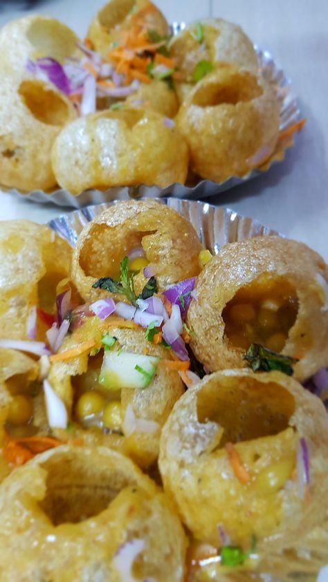 Golgappa Snapchat, Pani Puri Snapchat Stories, Panipuri Snapchat Story, Panipuri Snap, Pani Puri Snap, Pani Puri Aesthetic, Japanese Street Food, Pani Puri, Foodie Instagram