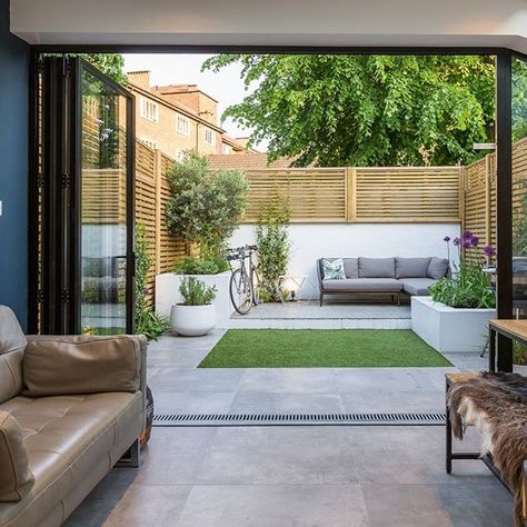 Landscaping Modern, Kitchen Extensions, Garden Apartment, Loft Conversions, Small Courtyard Gardens, Courtyard Gardens Design, Garden Modern, Back Garden Design, Garden Small