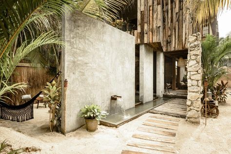 Be Tulum new villa interior - The Best Luxury Hotels in Tulum, Mexico for 2017 Be Tulum Hotel, Be Tulum, Tulum Mexico Hotel, Casa Cook, Villa Pool, Tulum Hotels, Villa Interior, Decoration Restaurant, Resort Design