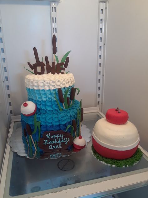 Fishing Theme Center Pieces, Fishing Themed Birthday Cake, O Fish Ally One Birthday Cakes, Fishing Theme Birthday, Fishing Theme Party, Fishing Themed Birthday Party, Fishing Birthday Party, Boys First Birthday Party Ideas, Boys 1st Birthday Party Ideas