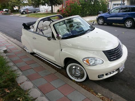 White wall uuuugghhhhhh God yes Pt Cruise, Pt Cruiser Accessories, Cruiser Car, Convertible Cars, White Things, East La, Car Tips, Lovely Car, Gentleman Shoes