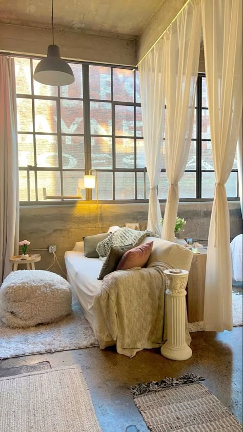 Studio Bedroom Decor Ideas, New York Studio Apartment Small, London Studio Apartment Aesthetic, Studio Apartment Curtain Divider, Seattle Studio Apartment, San Francisco Studio Apartment, Studio Apartment Vibes, Sf Apartment Aesthetic, Beautiful Studio Apartments