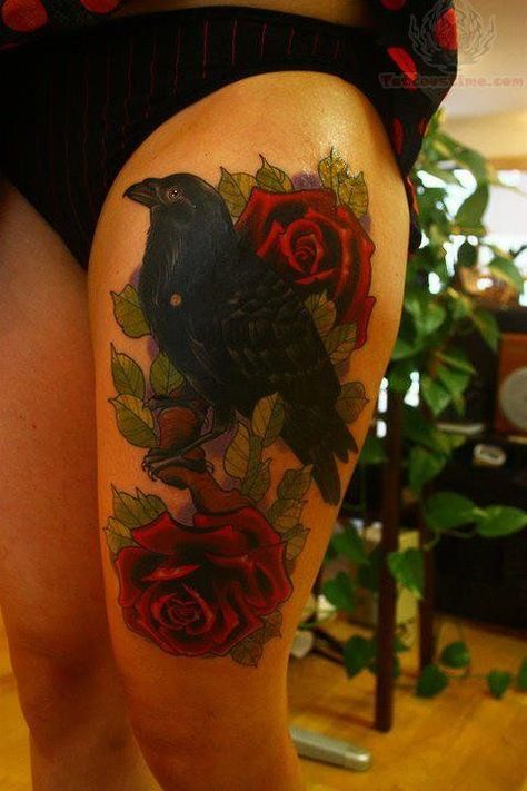 Crow Tattoos, Crow Tattoo Design, Rose Tattoo Thigh, Optical Illusion Tattoo, Crow Tattoo, Roses Tattoo, Raven Tattoo, Shoulder Tattoos For Women, Thigh Tattoos Women