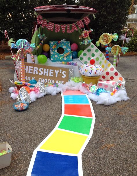 Candyland Trunk Or Treat Ideas, Candyland Trunk Or Treat, Candy Land Birthday, Trunker Treat Ideas, Diy Candyland, Trunk Or Treat Ideas, Candyland Party, Candy Land Theme, Treat Ideas