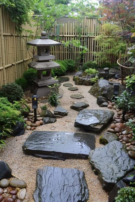 Chinese Backyard, Chinese Garden Landscape, Japanese Backyard, Functional Backyard, Zen Garden Design, Asian Garden, Backyard Landscaping Ideas, Side Garden, Chinese Garden