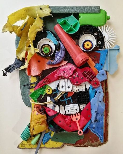 Combined Materials Art, Recycle Sculpture Art, Recycled Materials Sculpture, Art Made Of Trash, Art With Waste Material Ideas, Art With Trash, Plastic Waste Art, Art Out Of Trash, Art Using Recycled Materials