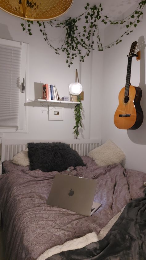 Guitar On Wall, Room Inspo Aesthetic, Fake Vines, Hanging Vines, Guitar Wall, Vine Wall, Grey Room, Room Makeover Inspiration, House Room