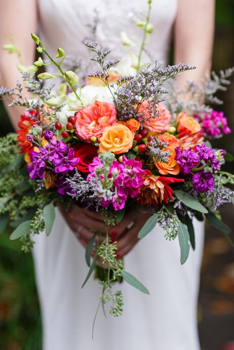 Red Rose Bridal Bouquet, Bridal Bouquet Coral, Orange Bridal Bouquet, Red Bridal Bouquet, Floral Couture, Wedding Flowers Roses, Orange Wedding Flowers, Purple Wedding Bouquets, Red Bouquet Wedding