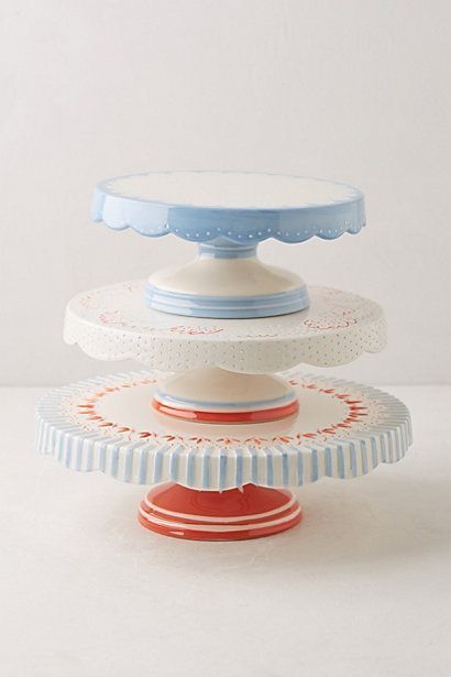 Scalloped Cake Stand, Scalloped Cake, Entertaining House, Dessert Aux Fruits, Cake Plates Stand, Tiered Cake, Colorful Kitchen, Keramik Design, Celebration Cake