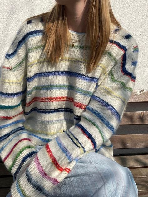 Modern Knitwear, Scrap Yarn Crochet, Knitwear Trends, Scrap Yarn, Yarn Sweater, Striped Vests, Yarn Projects, Knitting Inspiration, Art Clothes