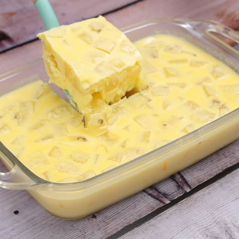 Creamy Pineapple Dessert, Pineapple Pudding Dessert Easy Recipes, Can Pineapple Recipes Desserts, Pineapple Deserts Easy, Fresh Pineapple Recipes Dessert Easy, Strawberry Pineapple Dessert, 3 Ingredient Pineapple Dessert, Easy Pineapple Dessert Recipes, Pineapple Jello Recipes