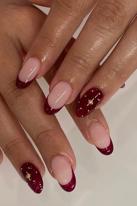 The best thing about these red wine nails is that they’re versatile and come in hundreds of colors, meaning there will be at least one choice that looks gorgeous with your skin tone. Trendy Classy Nails, Red Wine Nails, Maroon Nail Designs, Deep Red Nails, Fake Nails White, Red And Gold Nails, Red Gel Nails, Kutek Disney, Wine Nails