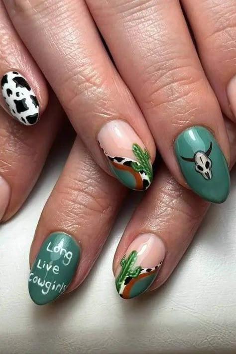 Acrylic Nails For Nashville Trip, Lainey Wilson Nails, Western Wedding Nails, Cute Country Nails, Country Nail Ideas, Cowgirl Nails Designs, Nashville Nails Ideas, Country Concert Nails, Western Style Nails