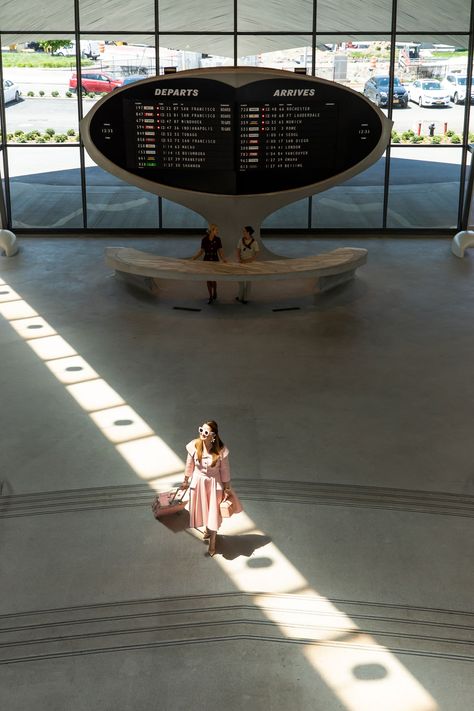 TWA Hotel Photos Helicopter Photoshoot, 1950s Architecture, Twa Hotel, Band Aesthetic, Flight Centre, Airport Aesthetic, Jfk Airport, Airport Design, Airport Lounge