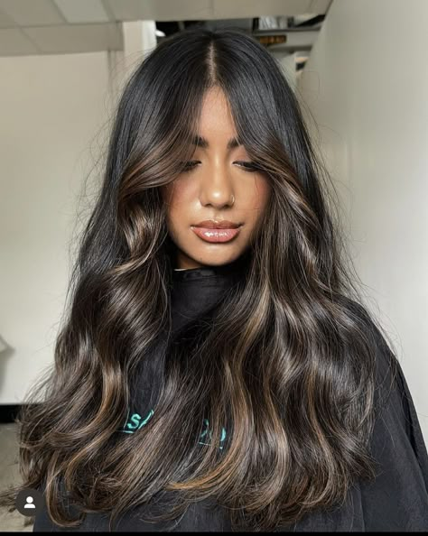 Subtle Highlights For Dark Hair Money Pieces, Caramel Money Piece On Black Hair, Money Piece Hair Subtle, Subtle Money Pieces On Dark Hair, Black Caramel Hair, Curly Money Piece, Dark Brown With Money Piece, Dark To Light Hair, Partial Balayage