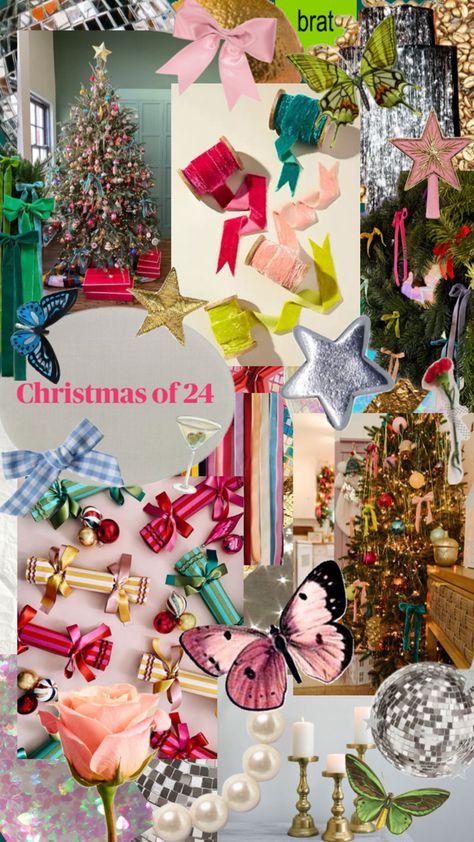 Bright maximalist Christmas Maximalist Christmas, Candy Tree, Christmas Inspo, Christmas Tablescapes, Winter Wonderland, Tablescapes, Photo Inspiration, Christmas