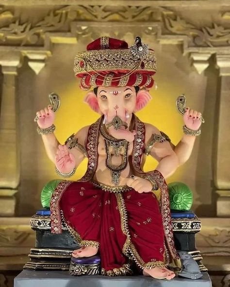 Radha Rani Image Barsana, Ganesh Pic, Ganesh Chaturthi Photos, Ganpati Photo Hd, Ganesh Murti, Ganesh Chaturthi Decoration, Ganpati Bappa Wallpapers, Ganpati Bappa Photo, Shri Ganesh Images