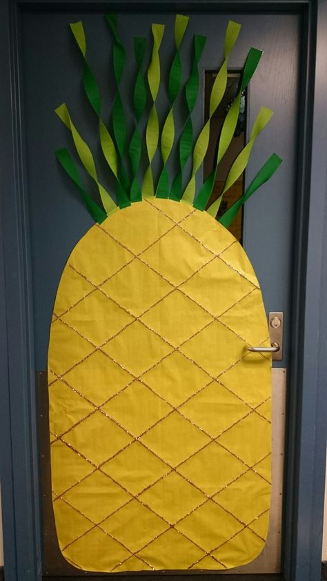 Pineapple tropical summer classroom door decoration Summer Classroom Door, Jungle Classroom Door, Pineapple Classroom, Classroom Door Ideas, Summer Door Decorations, Classroom Door Decorations, Tropical Classroom, Beach Theme Classroom, Spring Door Decoration