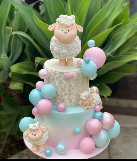 Sheep Baby Shower Theme, Sheep Cake Ideas, Lamb Baby Shower Theme, Birthday Cakes Girls Kids, Sheep Cake, Cake Toppers Wedding, Lamb Cake, Baby Lamb Baby Shower, Gateau Baby Shower