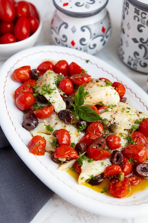 Tilapia With Roasted Tomatoes, Capers & Olives | Italian Food Forever Olive Tapenade Recipe, Tapenade Recipe, Grilled Tilapia, Recipes Fish, Summer Eats, Tilapia Recipes, Olive Tapenade, Chicken With Olives, Chicken Tender Recipes