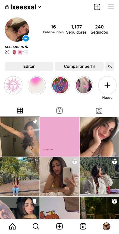 Instagram Story Feed, How To Make Your Ig Profile Aesthetic, Instagram Accounts Aesthetic, Ig Post Inspo Aesthetic, Profile Aesthetic Instagram, Instagram Inspo Aesthetic Profile, Ig Page Layout Ideas, Ideas Instagram Perfil Bio, Insta Profile Ideas Bio