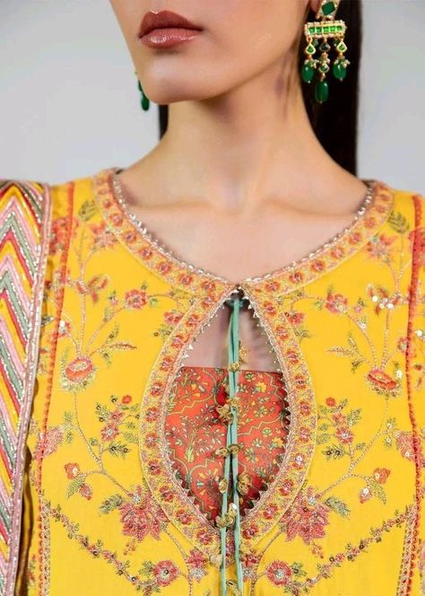 Gala Design, Womens Pants Design, Kameez Designs, Lace Dress Design, Latest Dress Design, Trendy Shirt Designs, Neck Designs For Suits, Kurti Neck, Kurta Neck Design