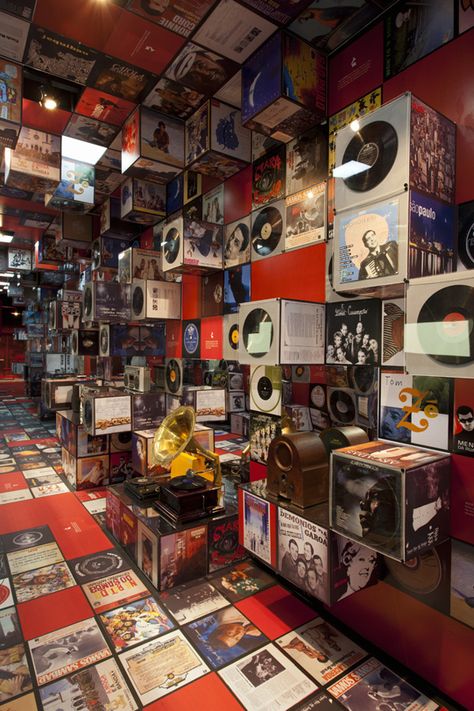 MUSICAL TOUR OF THE CITY OF SÃO PAULO by EstudioGuto Requena , via Behance Music Store Interior, Music Installation, Music Store Design, Sonic Landscape, Rock Room, Black Friday Flyer, Vinyl Aesthetic, Jazz Bar, Music Station