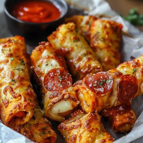 Pepperoni Roll Ups, Keto Pizza Roll Ups, Pizza Roll Ups, Pepperoni Roll, Pepperoni Chicken, Pizza Cups, Pizza Roll Up, Pepperoni Rolls, Pizza Roll