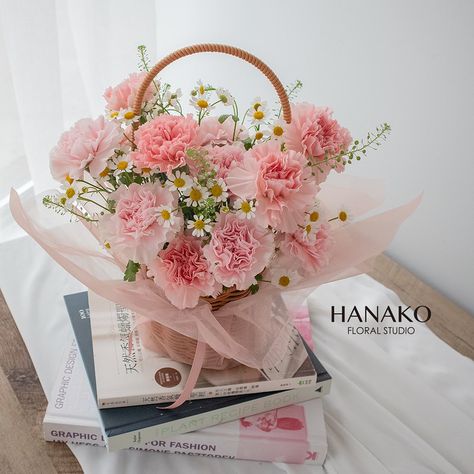 2024 Mother‘s Day is coming! Head to our online store to chose come gorgeous blooms from our collection for your mum! 🛒 hanakoflowers.com #flowerbouquet #bouquets #mothersdaygift #mothersdayflowers #florist #flowers #gifts #lifestyle #flowershop #mothersday #torontomothersday #torontoflowershop #多伦多花店 Your Mum, Flowers Gifts, Floral Studio, Mothers Day Flowers, Mothersday Gifts, Plant Food, Flower Shop, Flowers Bouquet, Mother’s Day