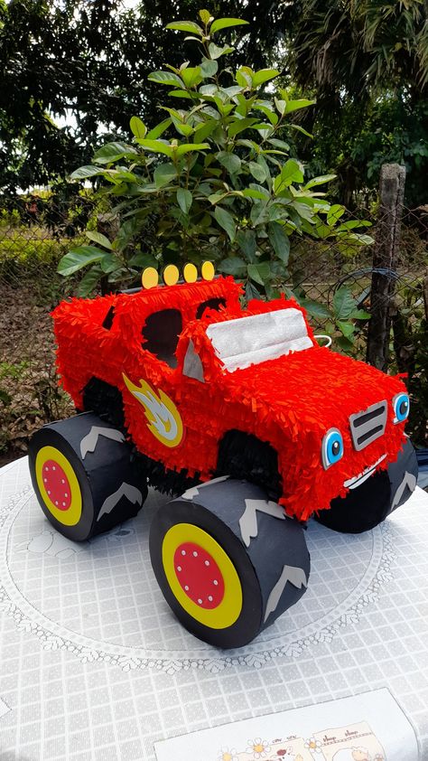 Blaze Monster Truck, Blaze Party, Monster Jam Birthday, Monster Jam Party, Monster Truck Theme, Blaze Birthday, Blaze And The Monster Machines, Monster Truck Party, Truck Theme