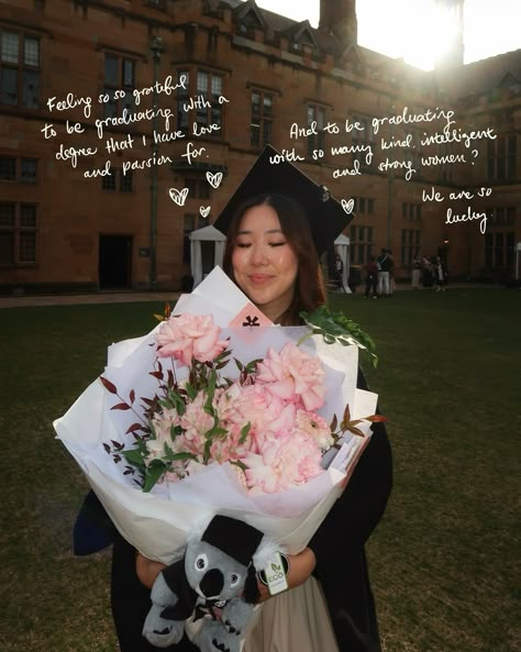 i graduated!! 🐛🐛🦢🦢 — part I (of course) Attending Graduation Outfit Ideas, Graduation Instagram Story, Korean Graduation, Convo Ideas, Graduation Announcement Ideas, Graduation Photoshoot Ideas, Igs Ideas, Poses Graduation, Graduation Photo Ideas