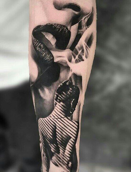 Beautiful film noir style tattoo sleeve idea | www.otziapp.com Realistisches Tattoo, Cheveux Oranges, Girl Face Tattoo, Realistic Tattoo Sleeve, Gangsta Tattoos, Sweet Tattoos, Geniale Tattoos, Realistic Tattoo, Tatuaje A Color