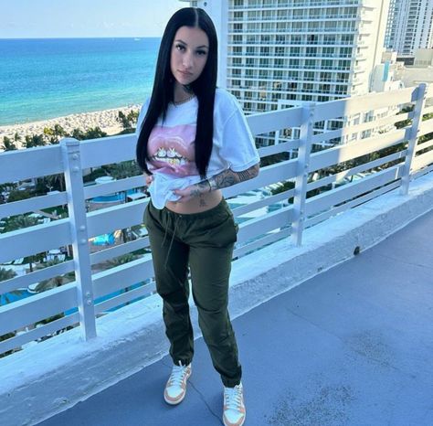 Miami, FL Bhad Bhabie, Danielle Bregoli, Hello Kitty Shoes, Latina Fashion Outfits, Latina Fashion, Cute Swag Outfits, Instagram Inspo, Swag Outfits, Miami Fl