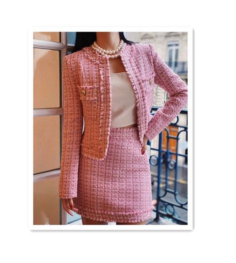 Graduation Suits For Women, Tweed Jacket And Skirt, Chanel Rose, Giacca In Tweed, Homecoming Suits, Tweed Set, Tweed Outfit, Chanel Suit, Custom Made Suits