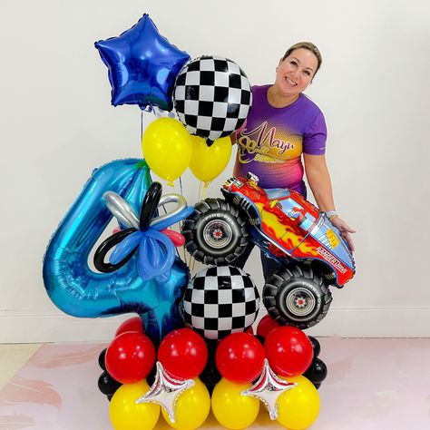 Hot Wheels Balloon Bouquet, Hot Wheels Balloon Decor, Monster Truck Balloon Bouquet, Hot Wheels Balloons, Monster Truck Balloons, Hotweels Birthday Ideas, Monster Truck Theme Birthday Party, Bolo Blaze, Hot Wheels Themed Birthday Party