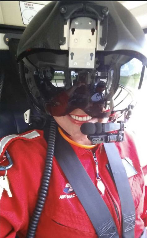 Life Flight Helicopter, Flight Medic, Flight Paramedic, Paramedic Quotes, Flight Nurse, Future Nurse, Emergency Medicine, Paramedic, Verona