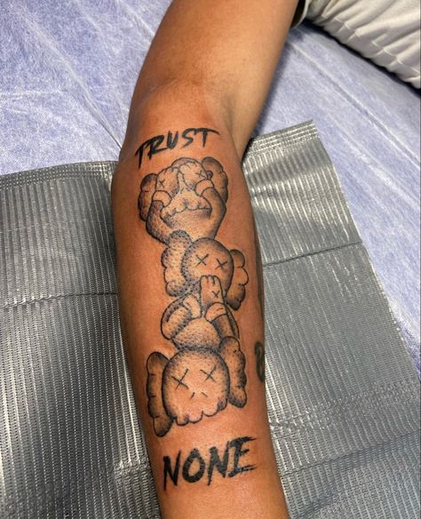 First Arm Tattoo Ideas, Left Arm Tattoo Men, Baddies Tattoos, Boy Tattoo Ideas, Medium Tattoo Ideas, Side Forearm Tattoo Men Ideas, Word Tattoos With Meaning, Small Simple Tattoo Ideas, Tattoo Ideas Arm